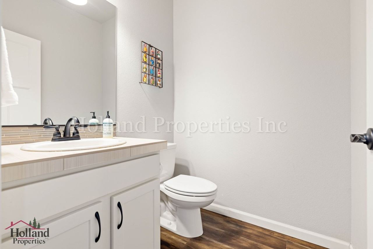 12723 Sw Willow Point Ln - Photo 7 of 50