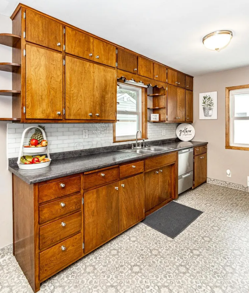 1622 3rd St S - Photo 7 of 23