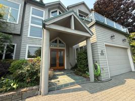 featured image of 7275 N Mercer Way