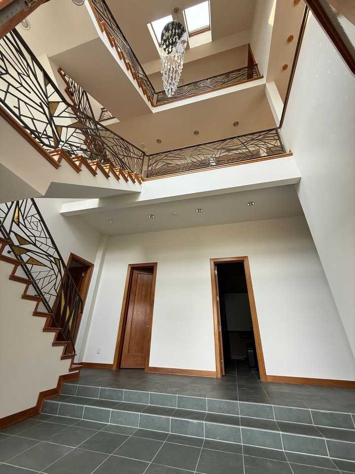 7275 N Mercer Way - Photo 6 of 50