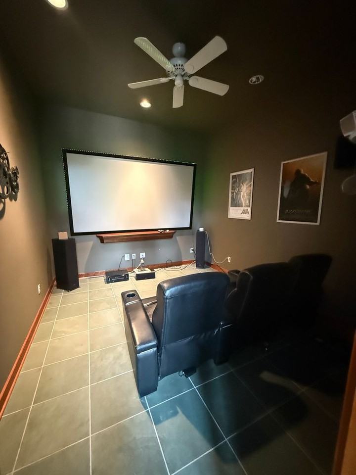 7275 N Mercer Way - Photo 7 of 50