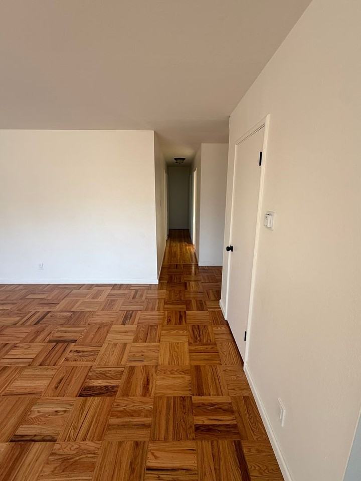 41320 Beatrice St - Photo 5 of 21