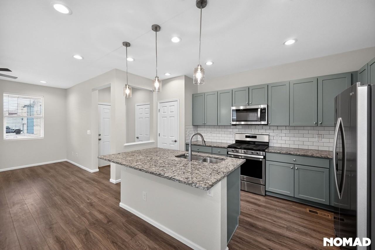 4740 Jasper St - Photo 3 of 36