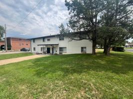 featured image of 2613 W Wardcliffe Dr
