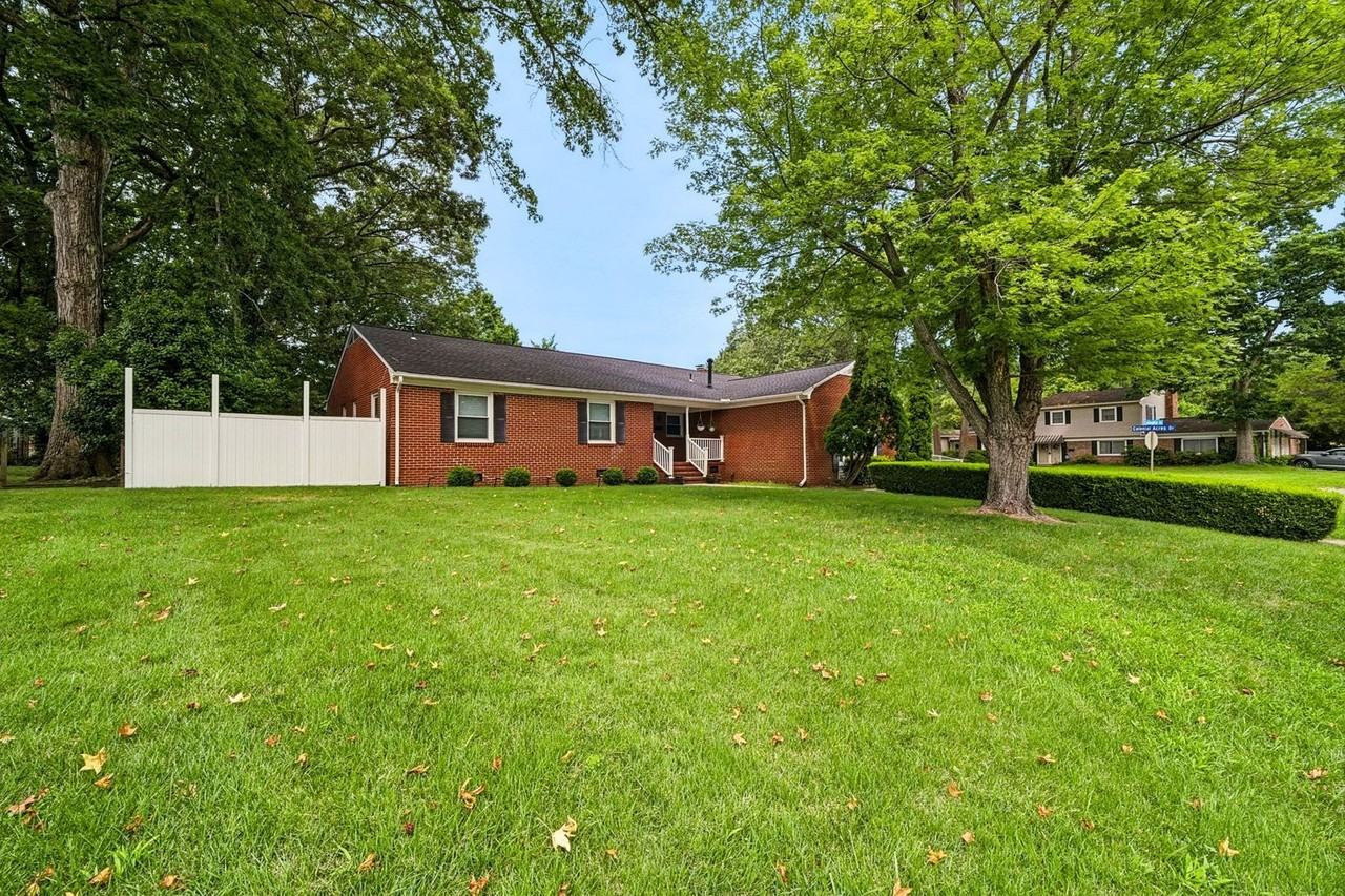 1757 Lafayette Dr - Photo 2 of 42