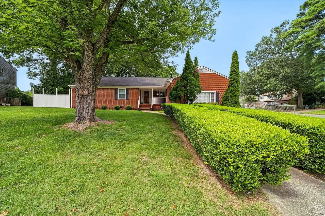 1757 Lafayette Dr - Photo 3 of 42