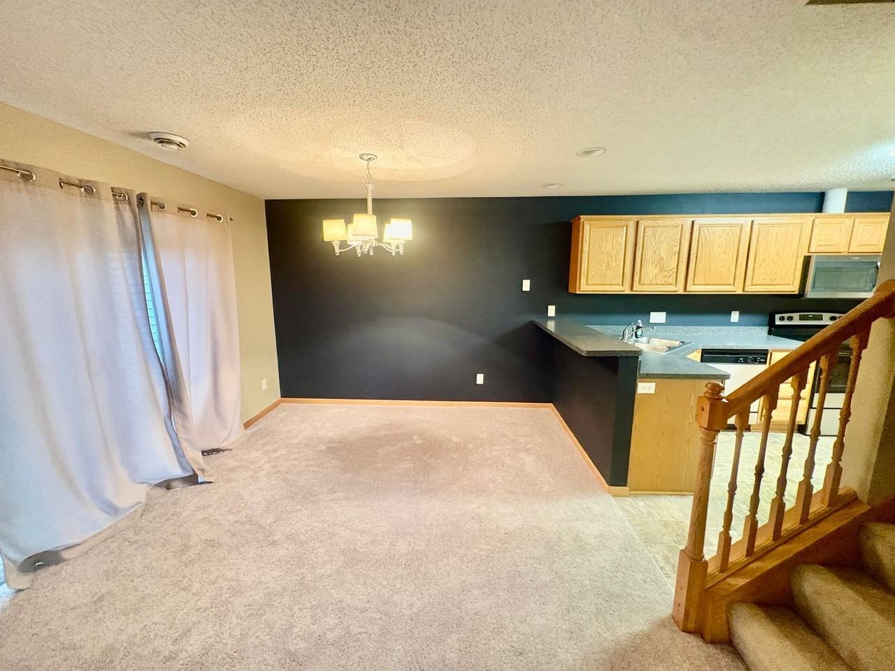 17119 Eastwood Ave - Photo 7 of 22