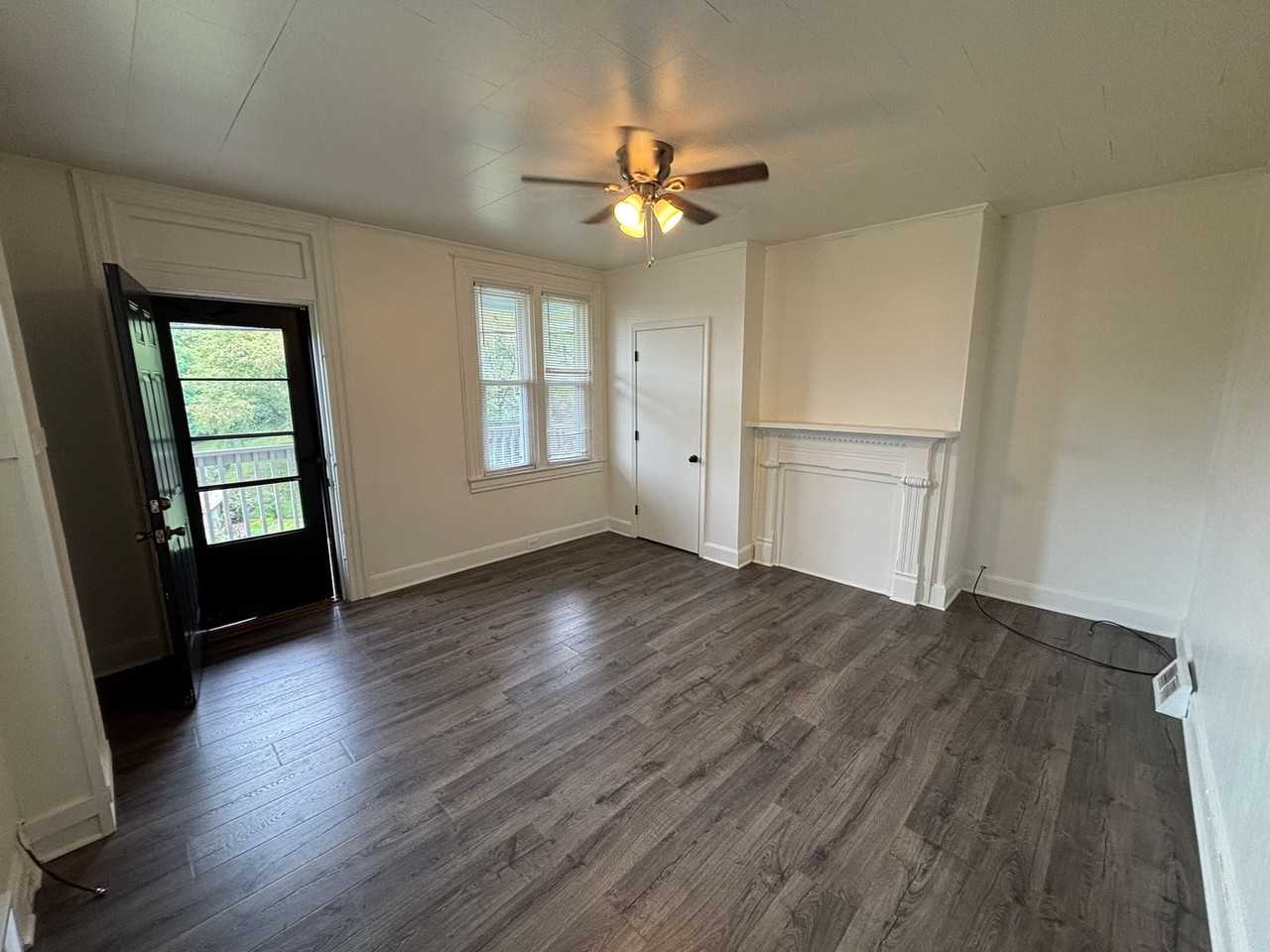 1341 Herrod St - Photo 3 of 7