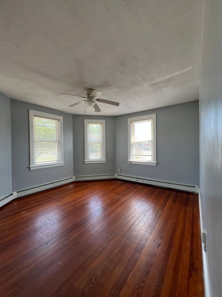 44 Greene Ave #2 - Photo 6 of 9