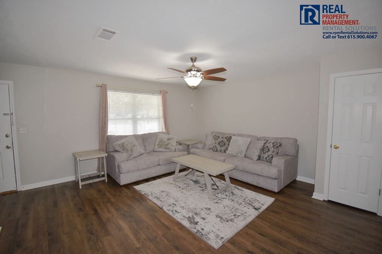2027 Bradyville Pike - Photo 5 of 21