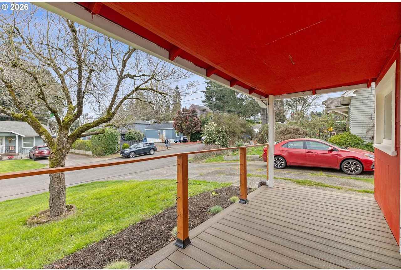 4805 Ne 110th Ave - Photo 4 of 42