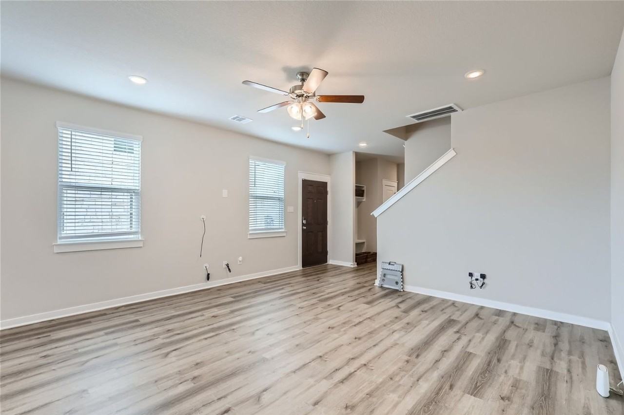 2233 Rocoso Trl - Photo 6 of 36