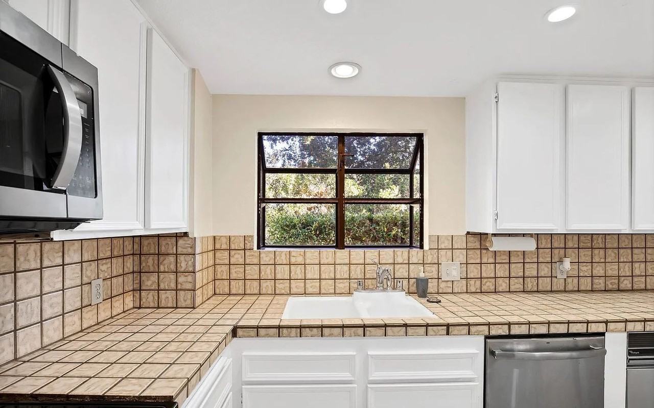 5451 Caminito Borde - Photo 6 of 30