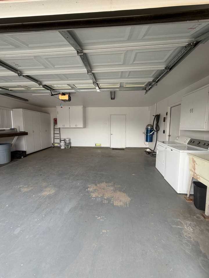 4301 Skye Dr - Photo 3 of 25