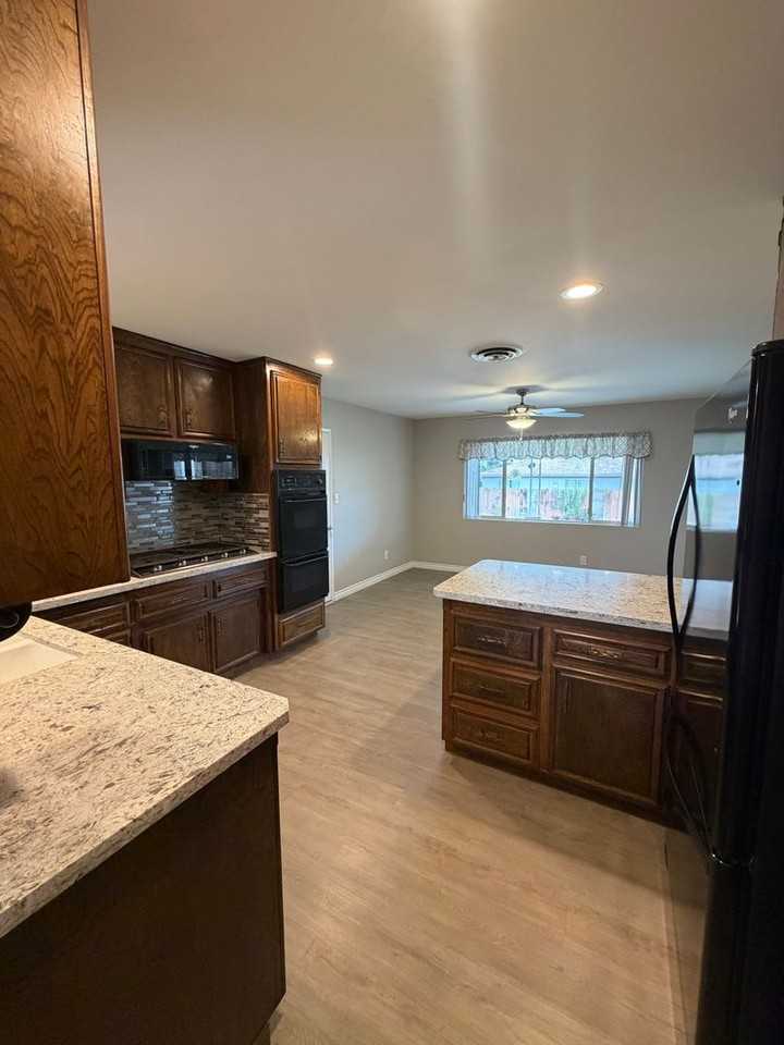 4301 Skye Dr - Photo 5 of 25