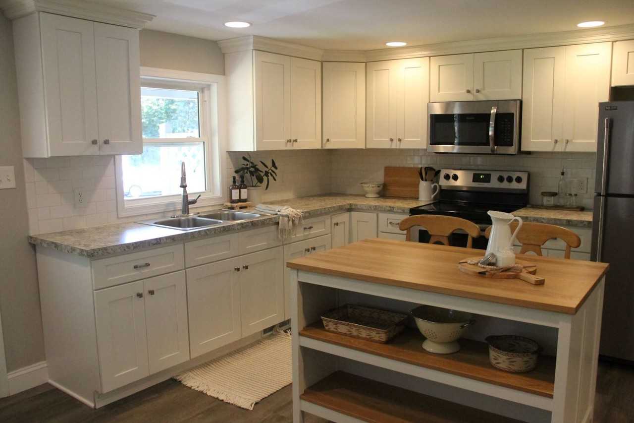 155 W Main St - Photo 3 of 20