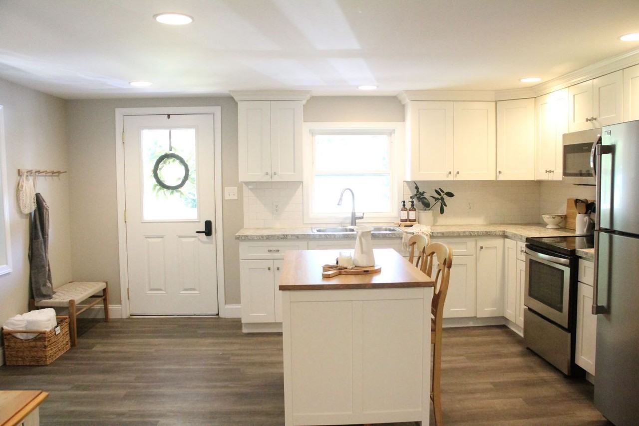155 W Main St - Photo 4 of 20