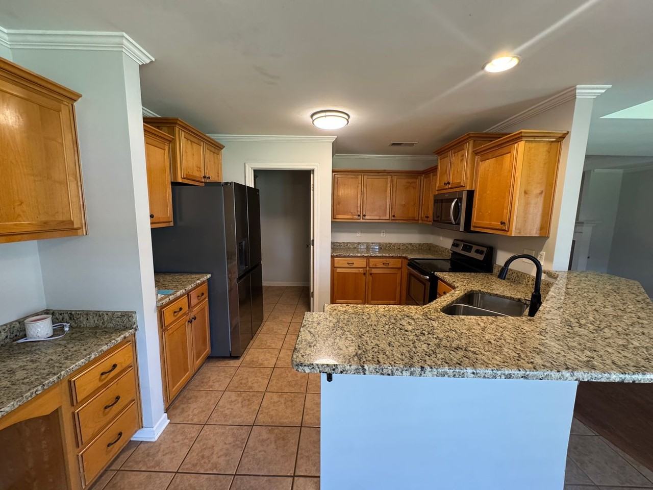 205 Hackberry Cv - Photo 7 of 11