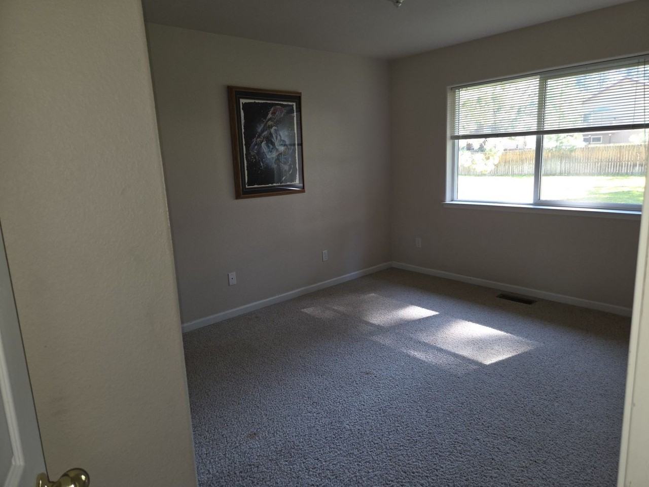 1061 William Ave #C - Photo 3 of 23