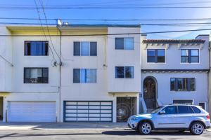 featured image of 326 32nd Ave
