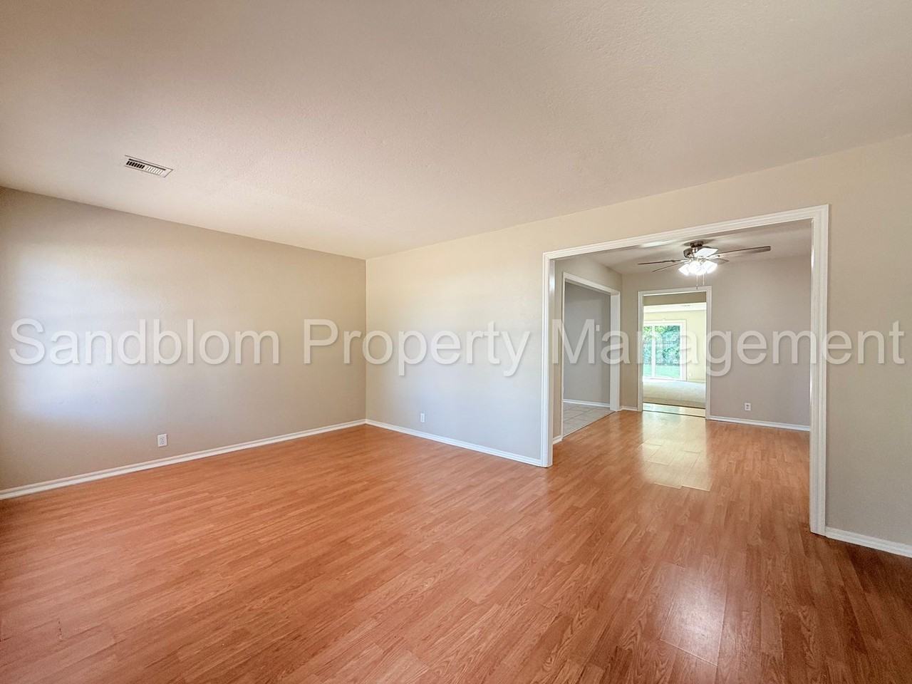 35 S Joplin Ave - Photo 3 of 25