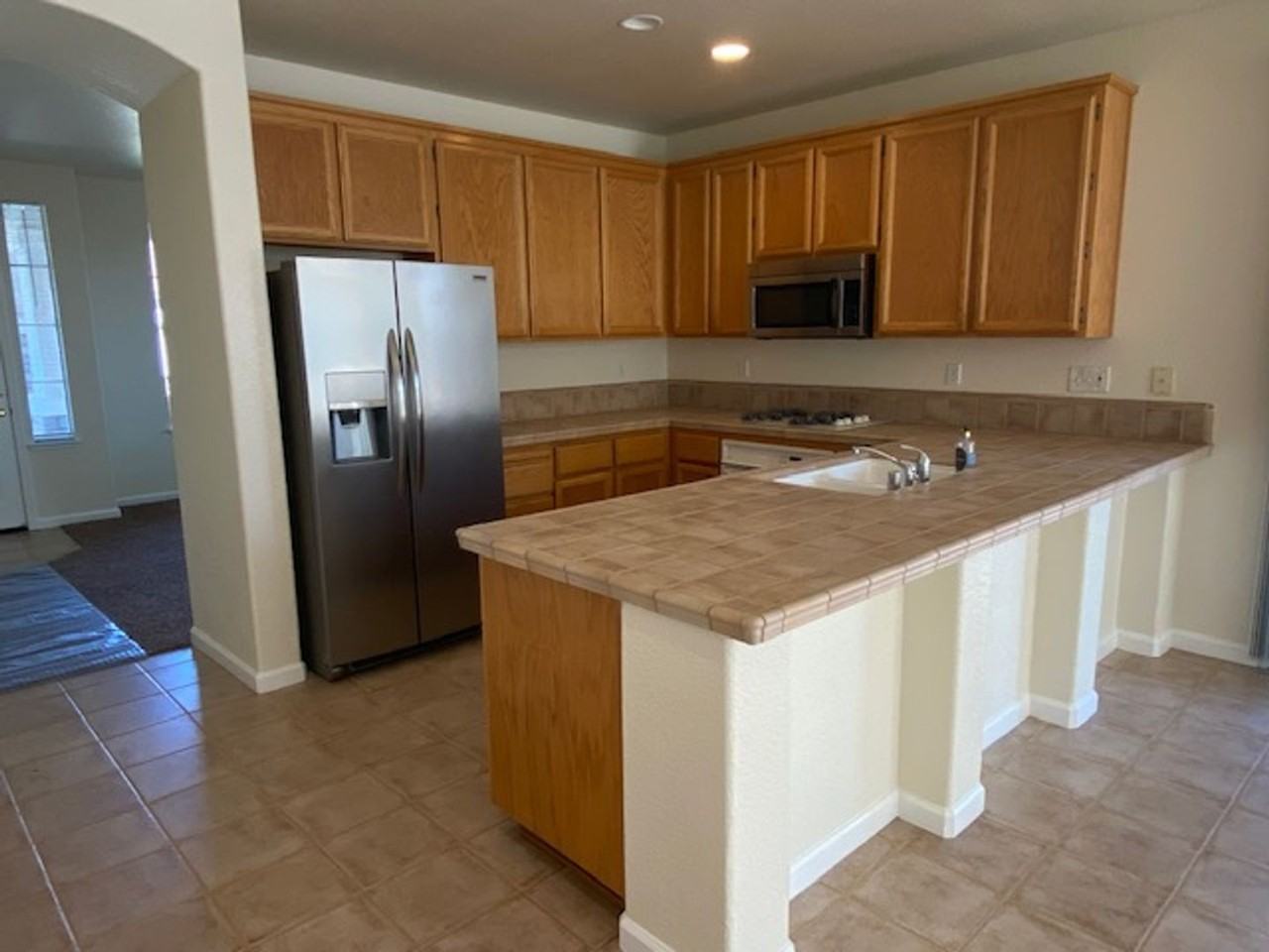 216 Shanley Ct - Photo 3 of 16
