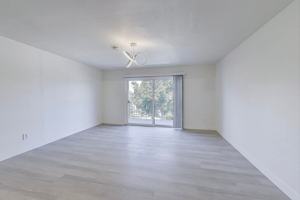 featured image of 1701 Shoreline Dr