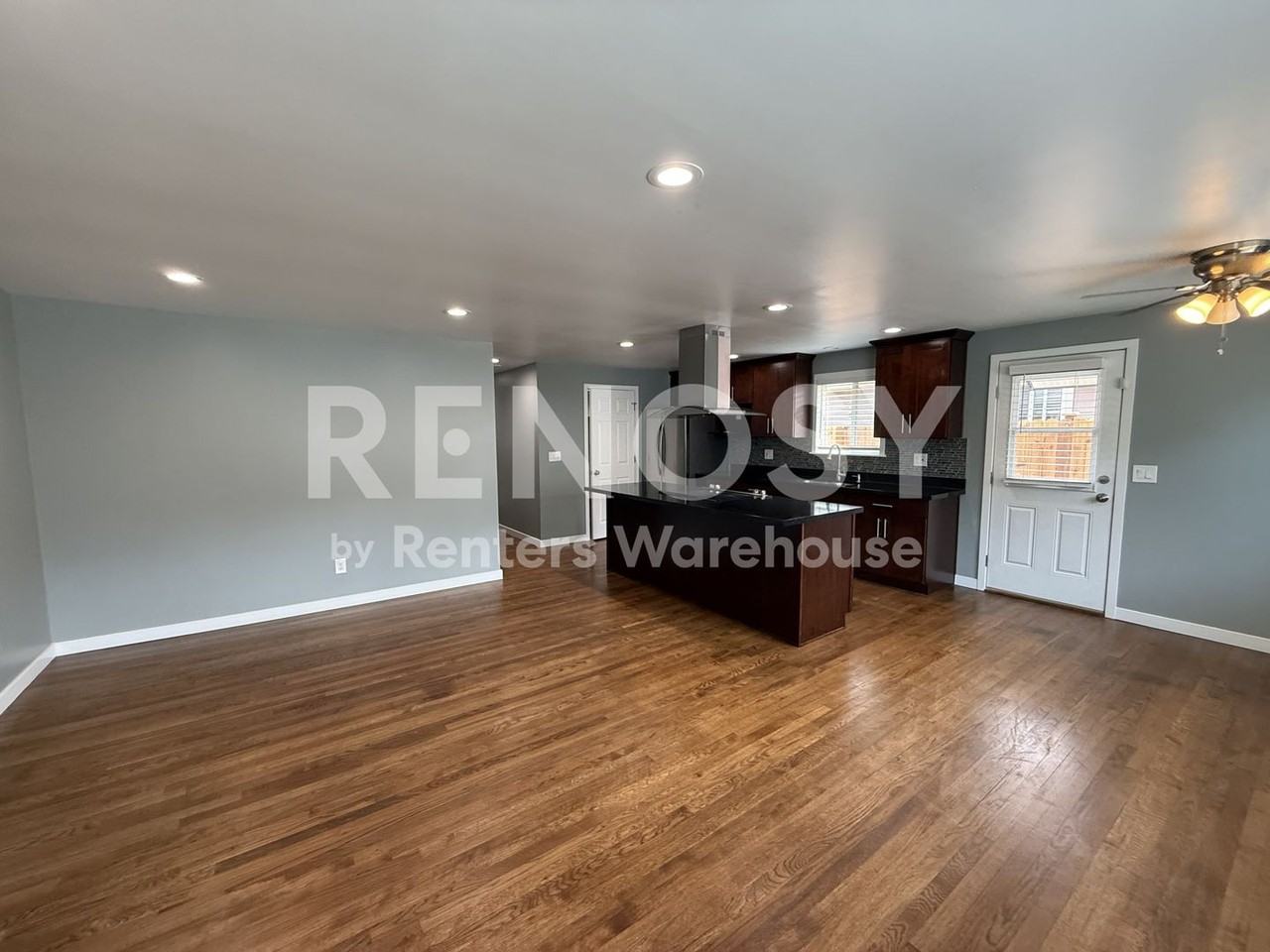 13412 Occidental Ave S - Photo 6 of 21
