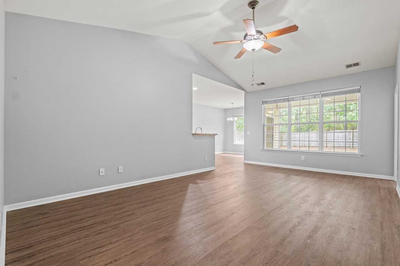 126 Cochin Trce - Photo 3 of 29