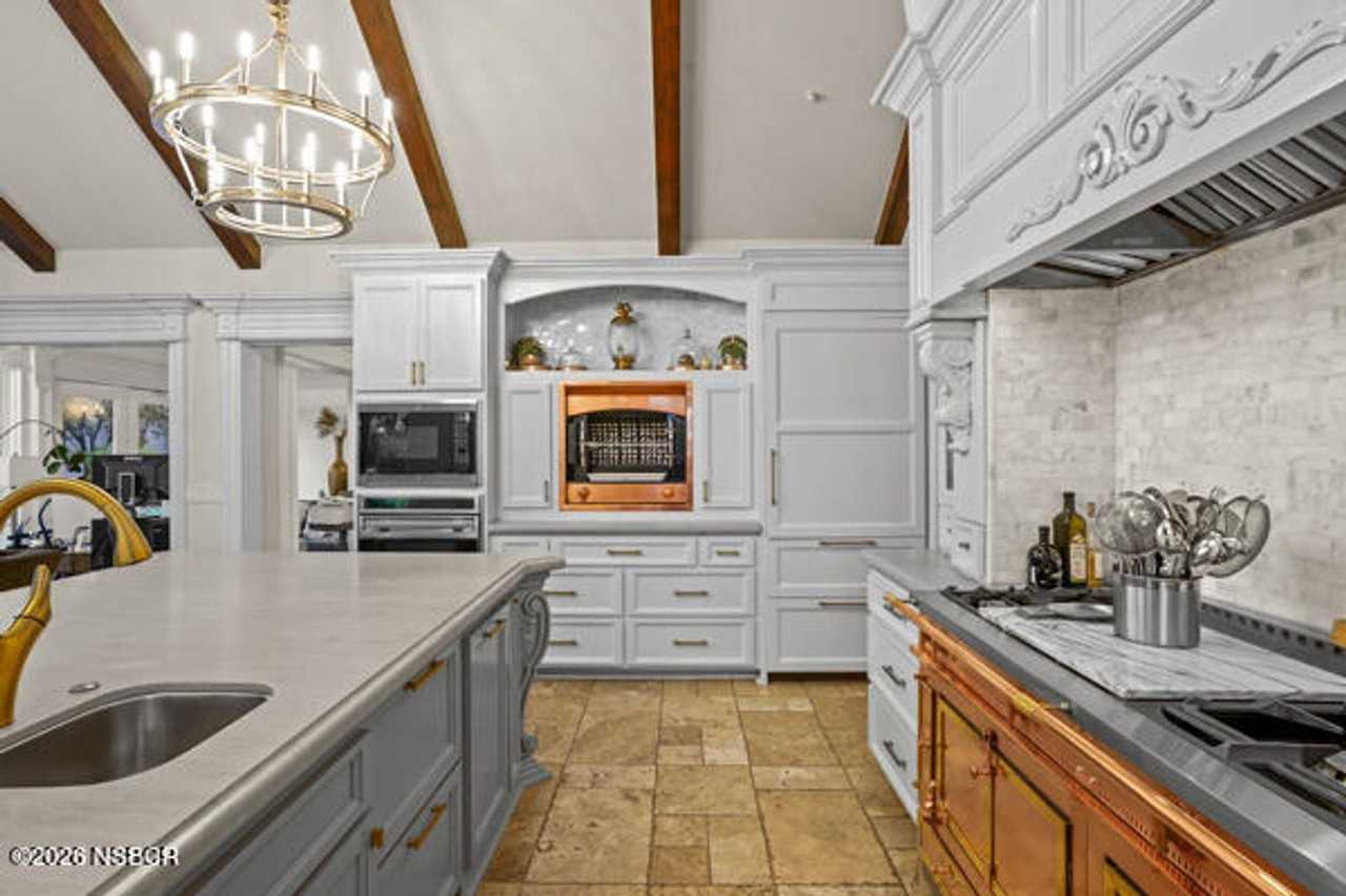 4379 Foxburrow Ct - Photo 5 of 11