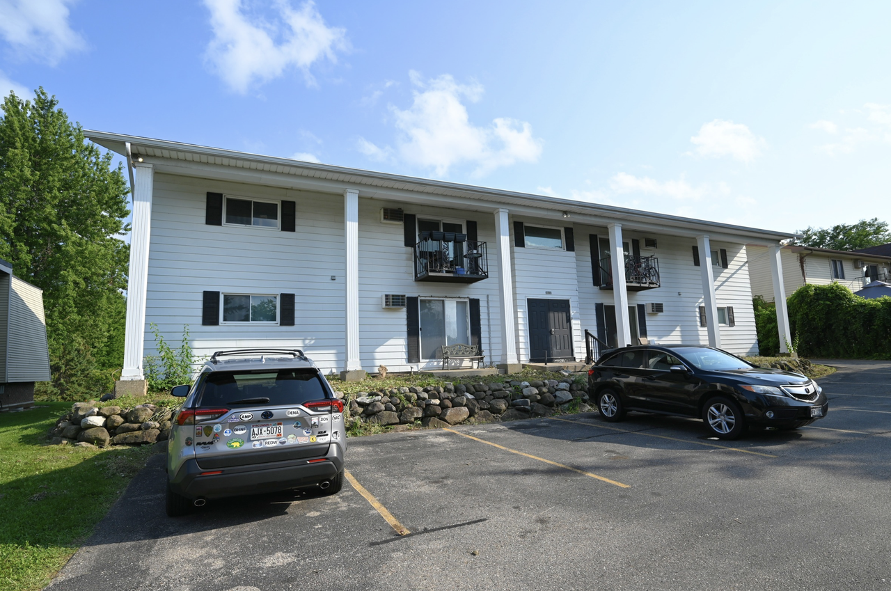 Guilford Apartments - Photo 2 of 3