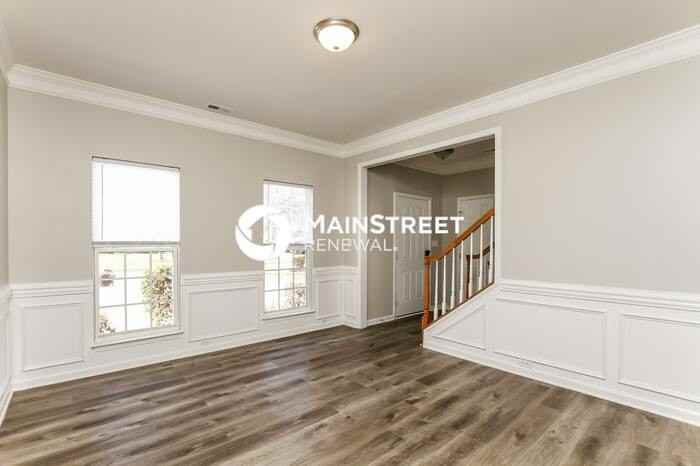 117 Gabriel Dr - Photo 4 of 17