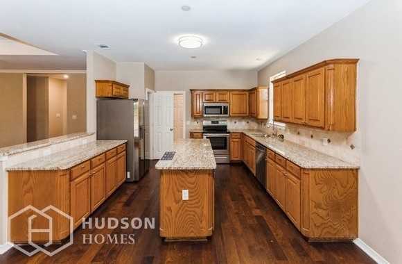 2309 Summer Brook Dr - Photo 3 of 17