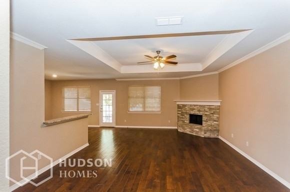 2309 Summer Brook Dr - Photo 5 of 17