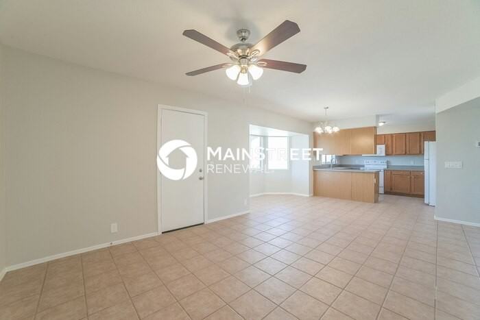 5212 N 73rd Ln - Photo 2 of 16