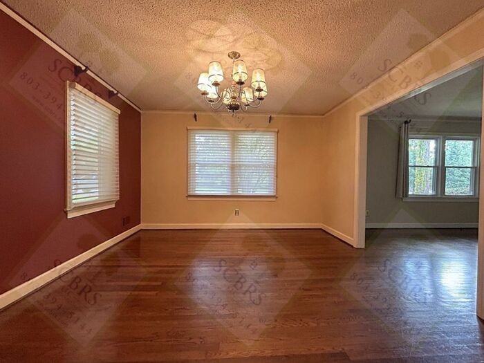 1003 Asbury Dr - Photo 3 of 13
