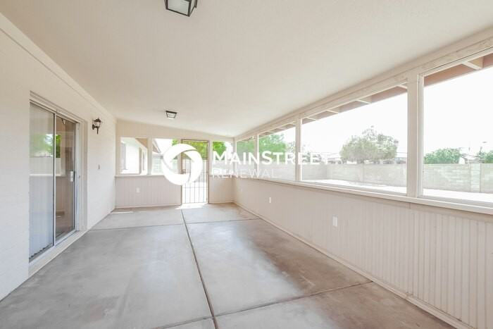 4137 W Woodridge Dr - Photo 7 of 16