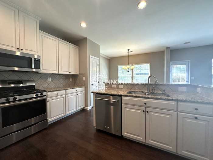 2442 Alyssa Ln - Photo 2 of 19