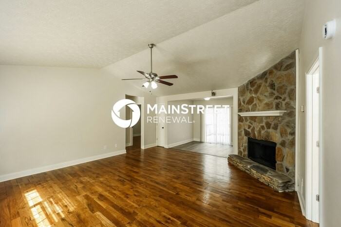 135 Briarcliff Pl - Photo 4 of 16
