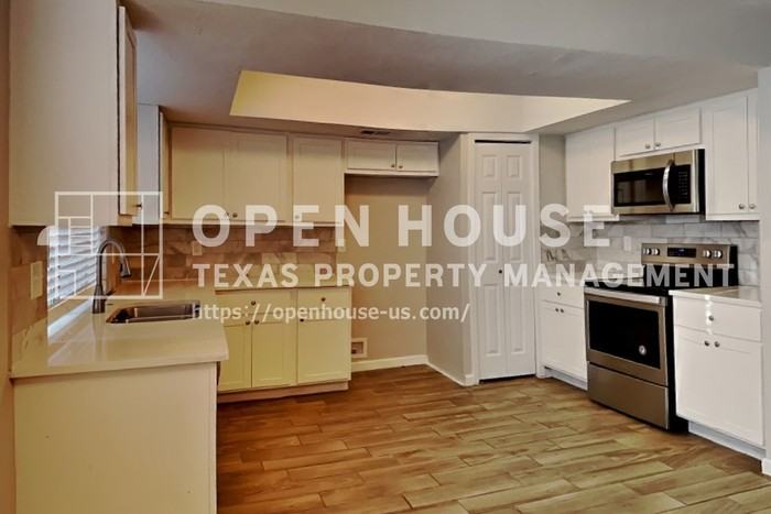 3413 Castle Rock Ln - Photo 7 of 22