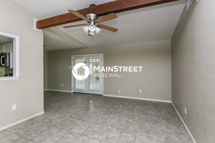 221 Highridge Dr - Photo 3 of 16
