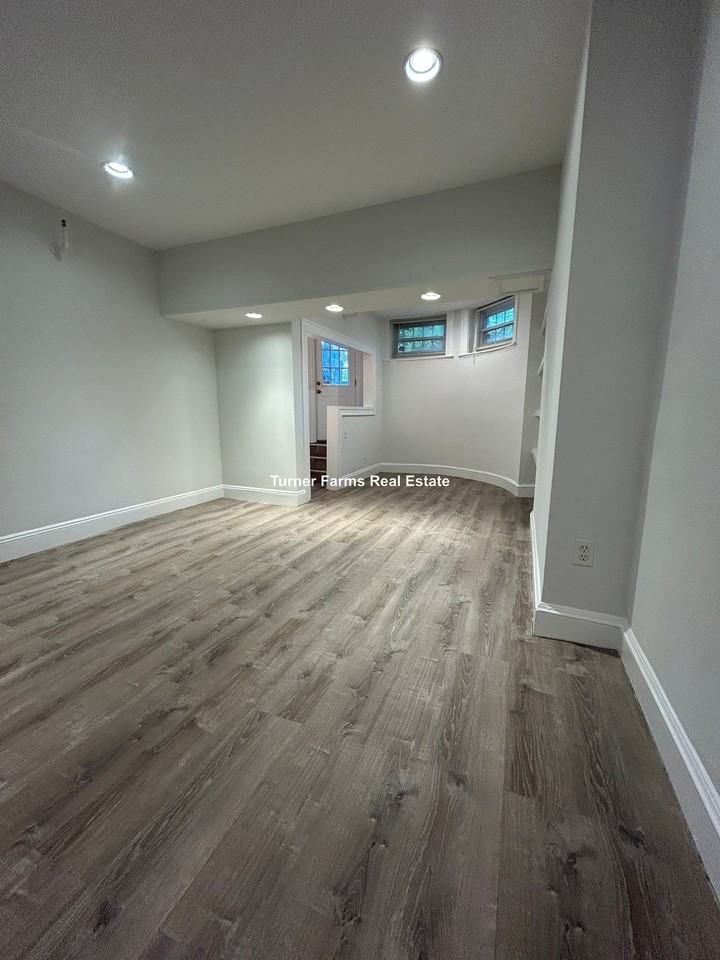 Commonwealth Ave #2 - Photo 2 of 21