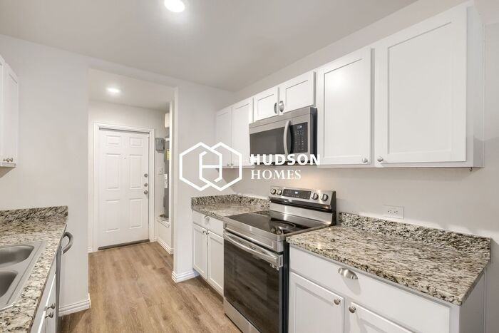 707 Sewanee St - Photo 5 of 14