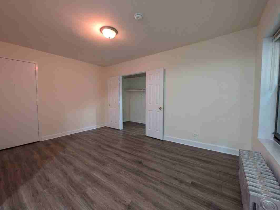 5417 N Kenmore Ave - Photo 7 of 11