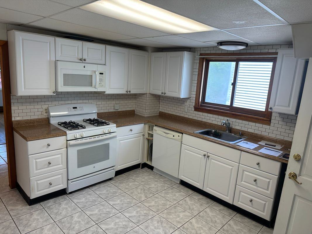 68 Trull St ##1 - Photo 2 of 10