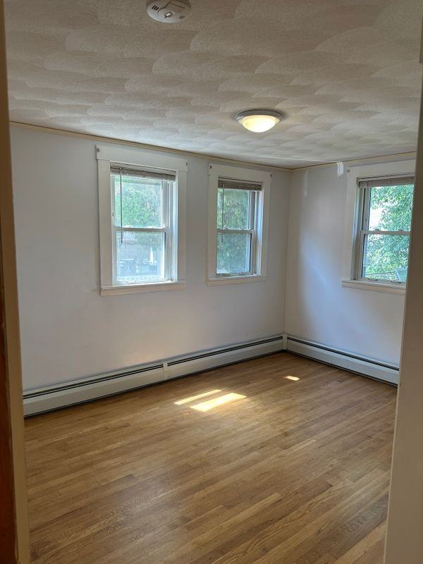 68 Trull St ##1 - Photo 4 of 10