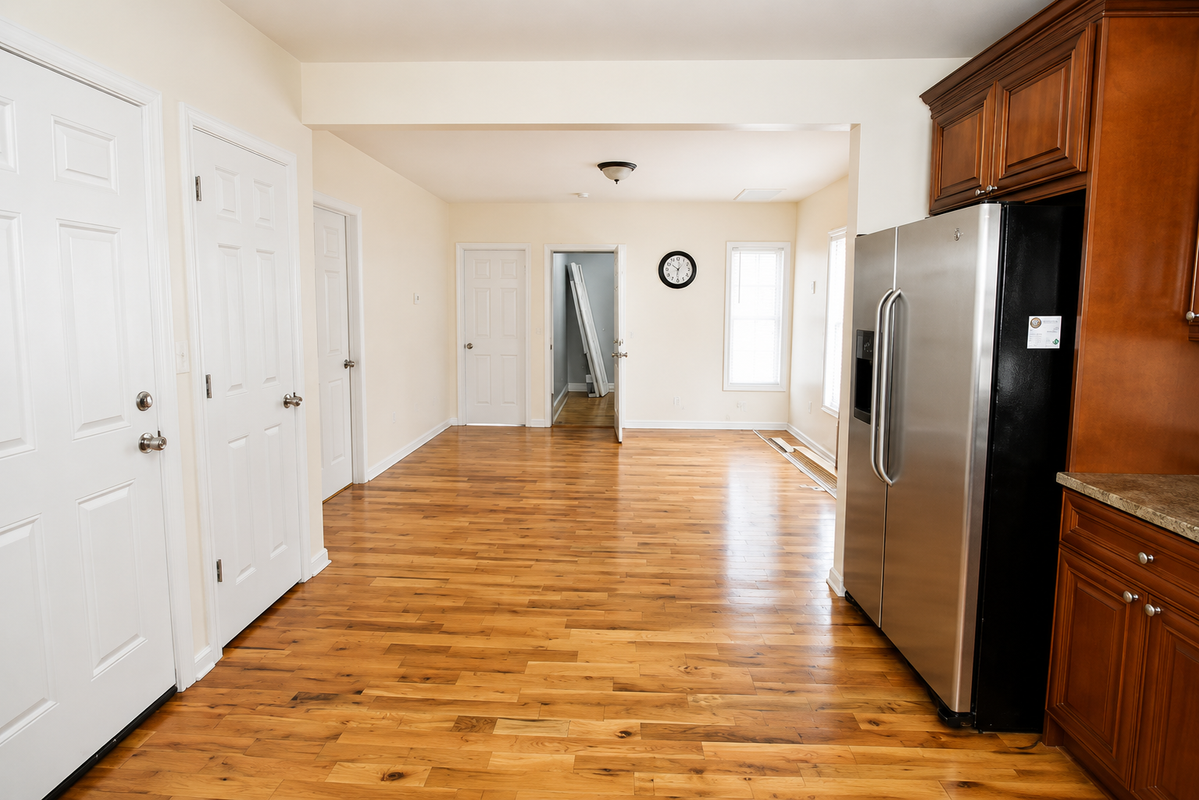 192 Benham Ave - Photo 3 of 6