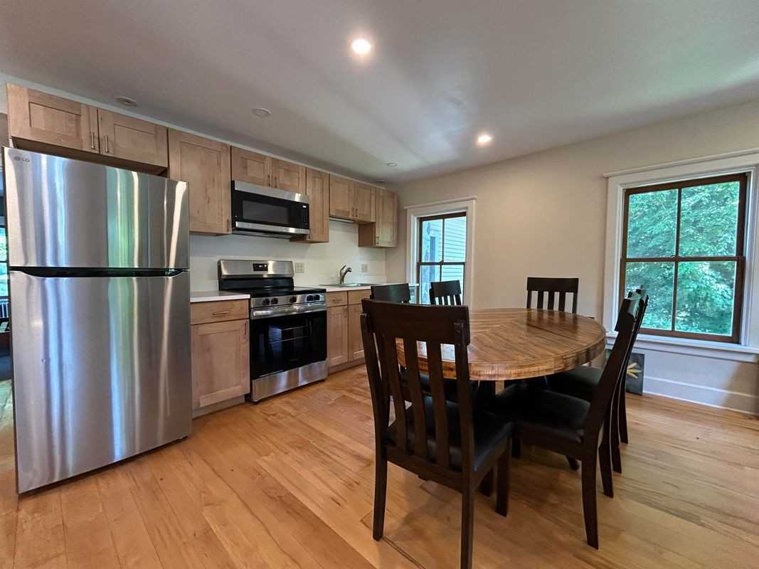 5138 Main St - Photo 4 of 13