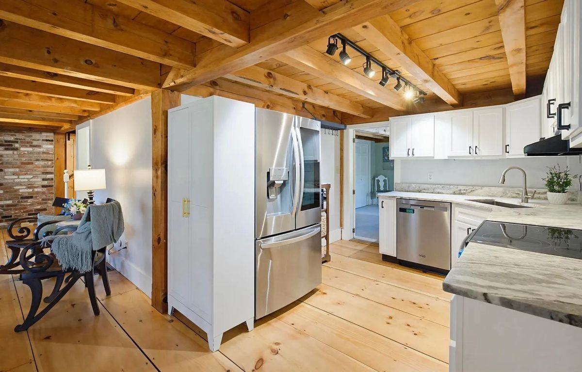 6B Fifield Ln - Photo 7 of 35