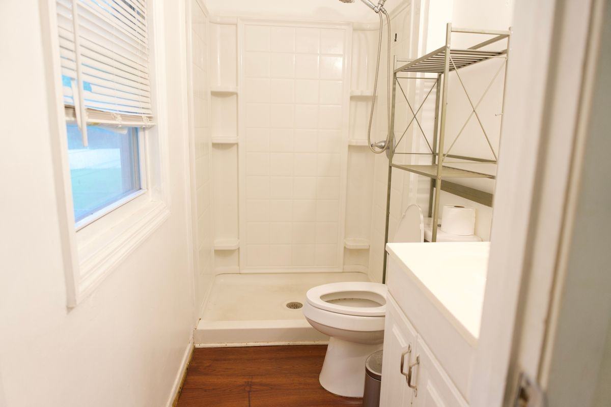 1515 N 75th Dr - Photo 4 of 13